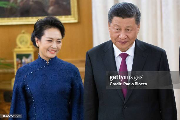 Chinese president Xi Jinping and wife Peng Liyuan attend an official dinner at the Zarzuela Palace on November 27, 2018 in Madrid, Spain.