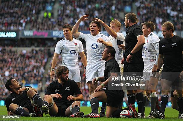 Dylan Hartley of England celebrates scoring his try during the Investec Challenge match between England and New Zealand at Twickenham Stadium on...