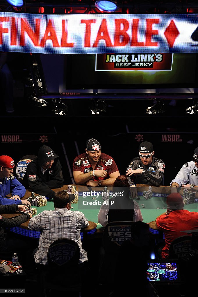 Players at the Final Table of the 2010 W