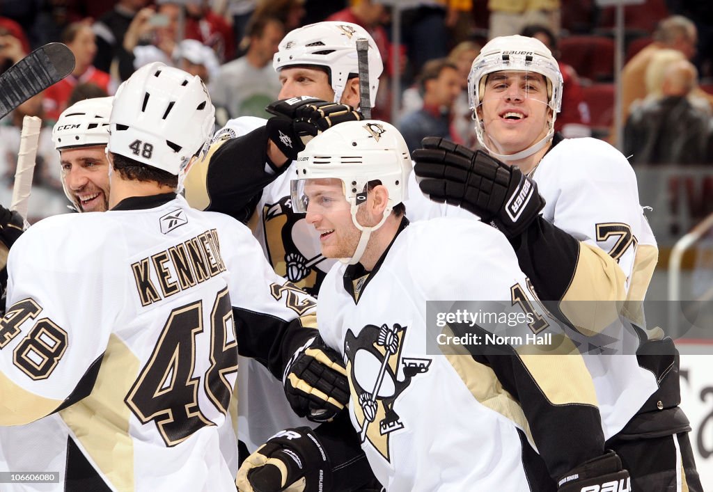 Pittsburgh Penguins v Phoenix Coyotes