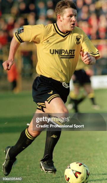 Dean Windass of Oxford United in action, circa 1998.