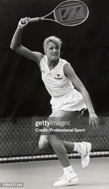 American tennis player Lisa Bonder in action, circa November, 1985.