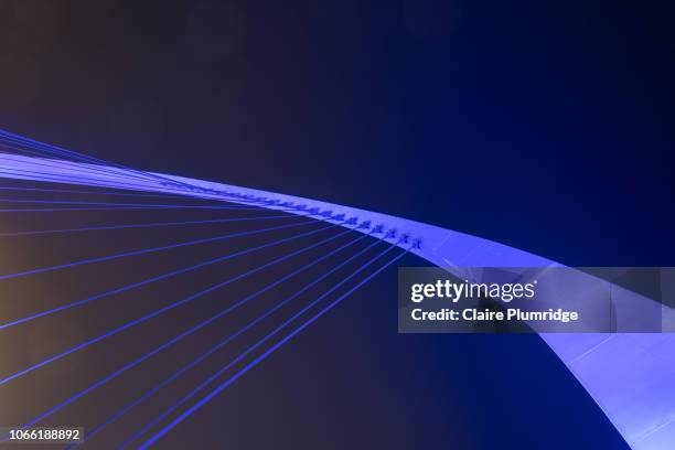 dubai canal, uae - dubai bridge stock pictures, royalty-free photos & images