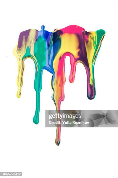 falling colorful drops of paint - tinta equipamento de arte e artesanato - fotografias e filmes do acervo