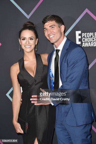 Jessica Graf and Cody Nickson arrive at E! People's Choice Awards at Barker Hangar on November 11, 2018 in Santa Monica, California.