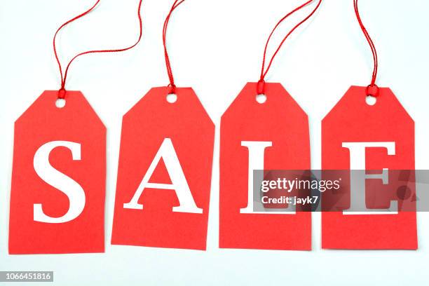 sale tags - día de las cajas fotografías e imágenes de stock