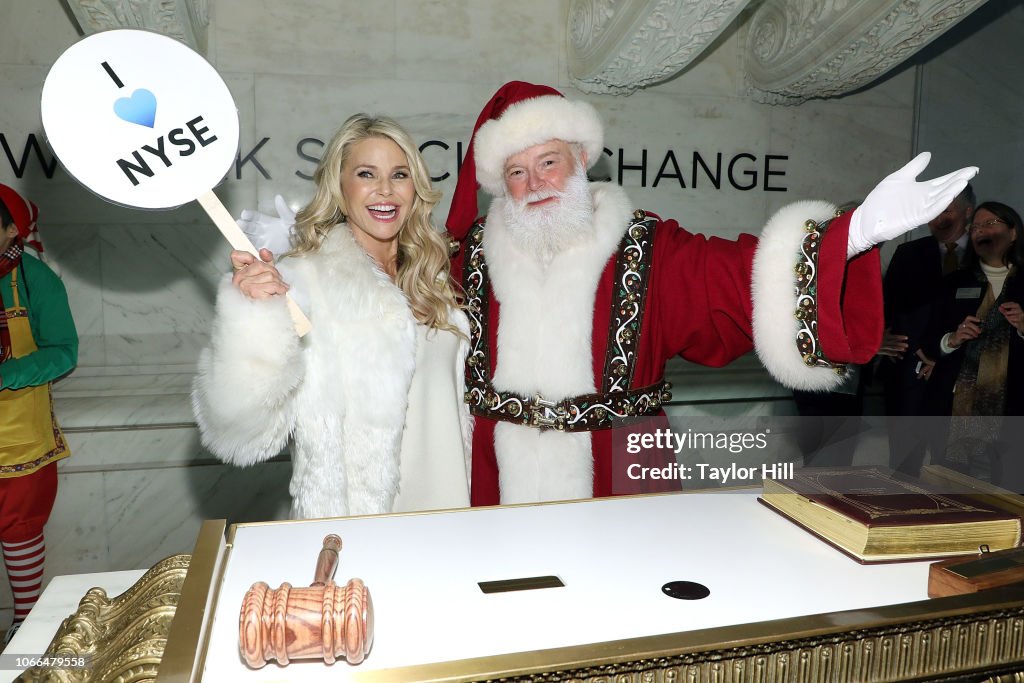 New York Stock Exchange Celebrates 95th Annual Christmas Tree Lighting