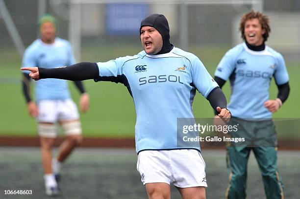 Van der Linde of South Africa points during a training session at Glamorgan University on November 09, 2010 in Cardiff, Wales.