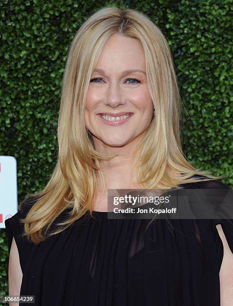 Actress Laura Linney arrives at the CBS, The CW And Showtime Summer Press Tour Party - Arrivals at The Tent on July 28, 2010 in Beverly Hills,...