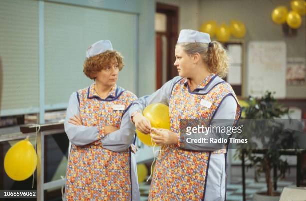 Dinnerladies Photos and Premium High Res Pictures - Getty Images