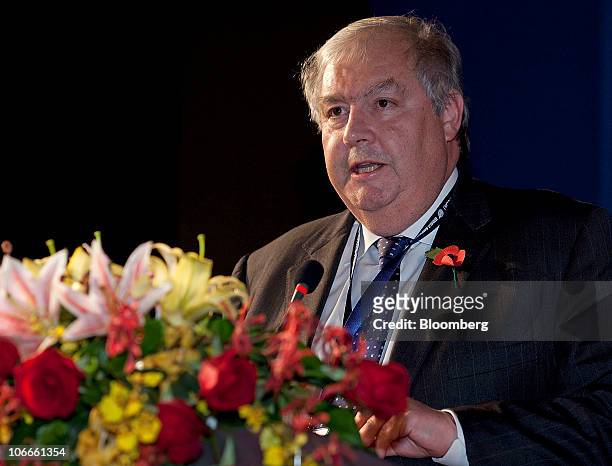 Alan Marsh, chairman of Braemar Seascope Ltd., speaks at the World Shipping Summit in Guangzhou, Guangdong Province, China, on Tuesday, Nov. 9, 2010....