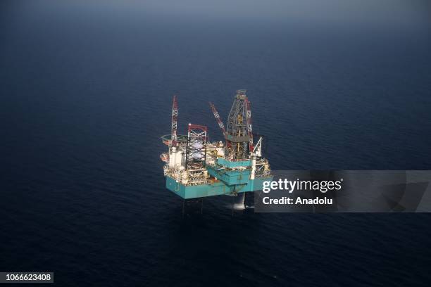 Rowan Rigs Rowan Norway drilling rig operates at shallow sea on the coast near ...