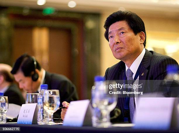 Wei Jiafu, chief executive officer of China Ocean Shipping Group Co. , attends the World Shipping Summit in Guangzhou, Guangdong rovince, China, on...