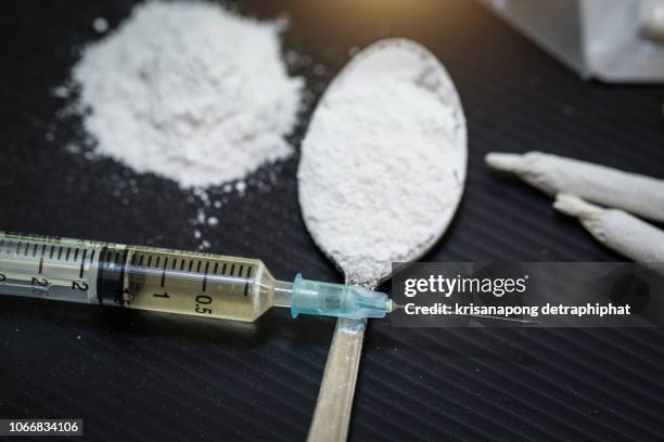 heroin,drugs,there are many kinds of drugs. - opioid epidemic stock pictures, royalty-free photos & images