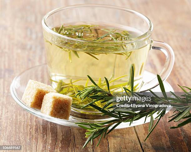 rosemary tea and brown sugar - rosemary brown photos et images de collection