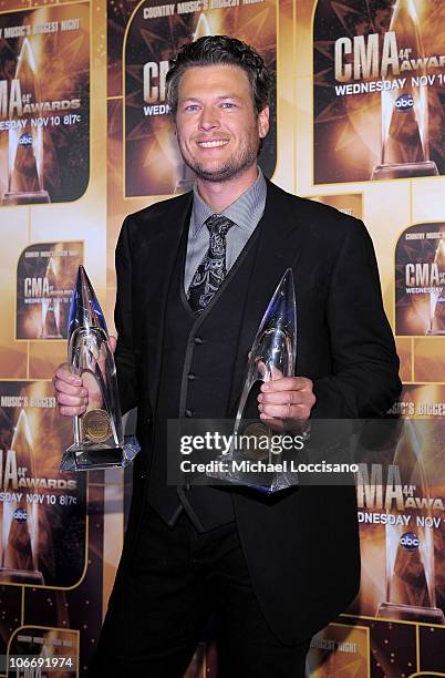 Male Vocalist of the Year and Musical Event of the Year winner Blake Shelton attends the 44th Annual CMA Awards at the Bridgestone Arena on November...