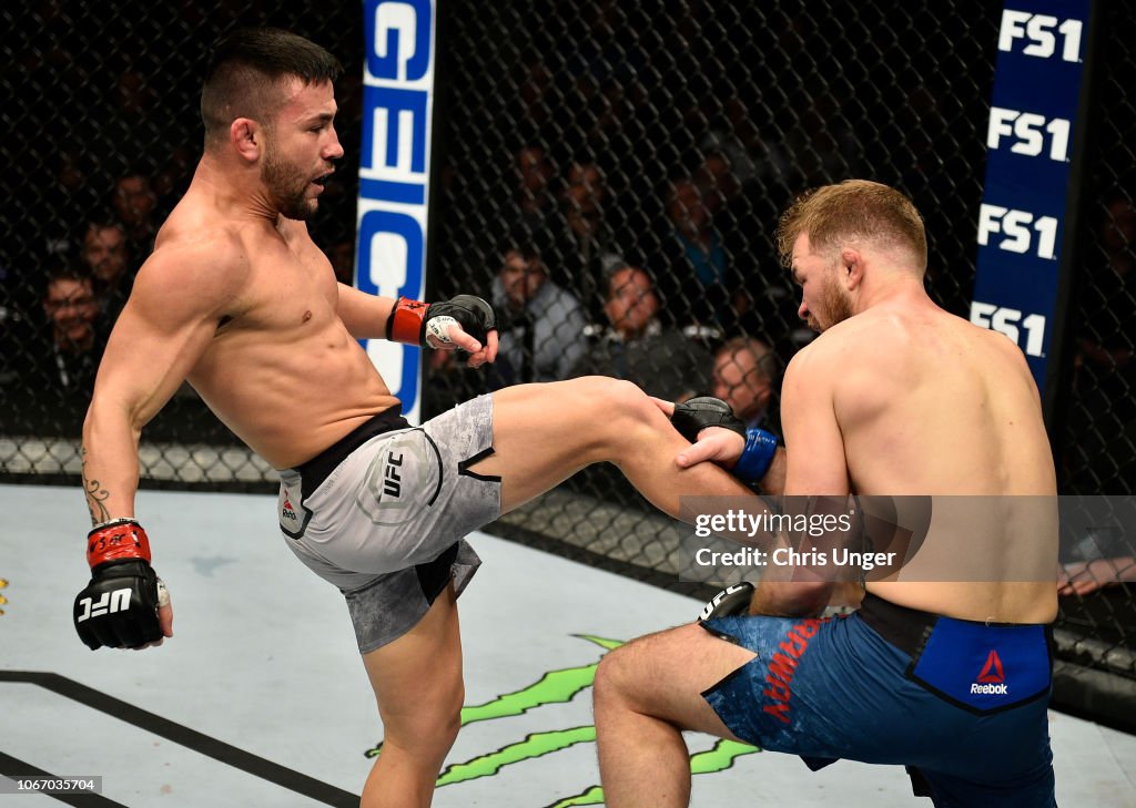 The Ultimate Fighter Finale: Munhoz v Caraway