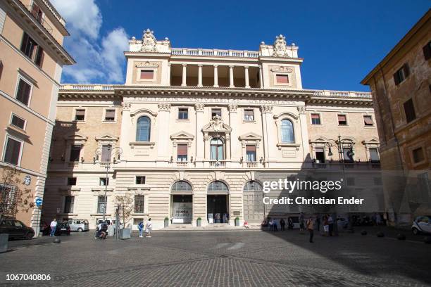 Gregorian Rome Pontifical Gregorian University Photos and Premium High Res Pictures ...