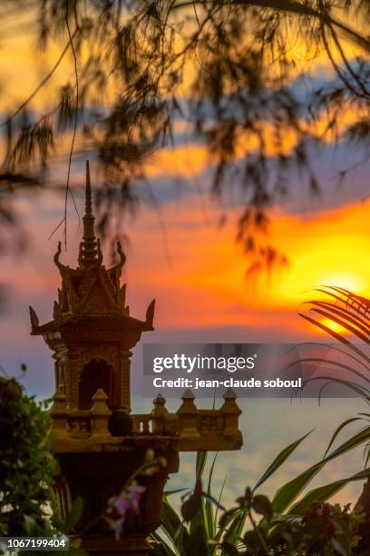 sunset in otres beach (cambodia) - sihanoukville stock pictures, royalty-free photos & images