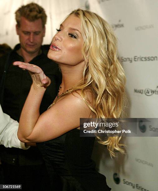 Jessica Simpson during Jessica Simpson and Nick Lachey Host Sony Ericsson T610/T616 Shoot for the Stars Charity Auction for the...