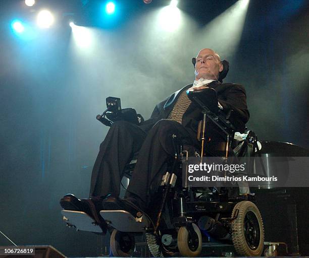 Christopher Reeve during 13th Annual "A Magical Evening" Gala Hosted by The Christopher Reeve Paralysis Foundation - Inside at Marriot Marquis in New...