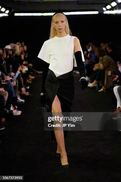 Alexander Wang Fall 2019 - Runway Alexander Wang Fall 2019 - Runway