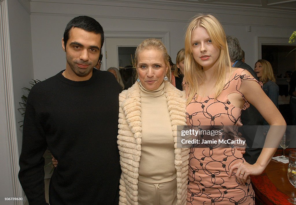 2004 12th Annual Hamptons International Film Festival - Point and Shoot Afterparty Hosted by Ann Barish