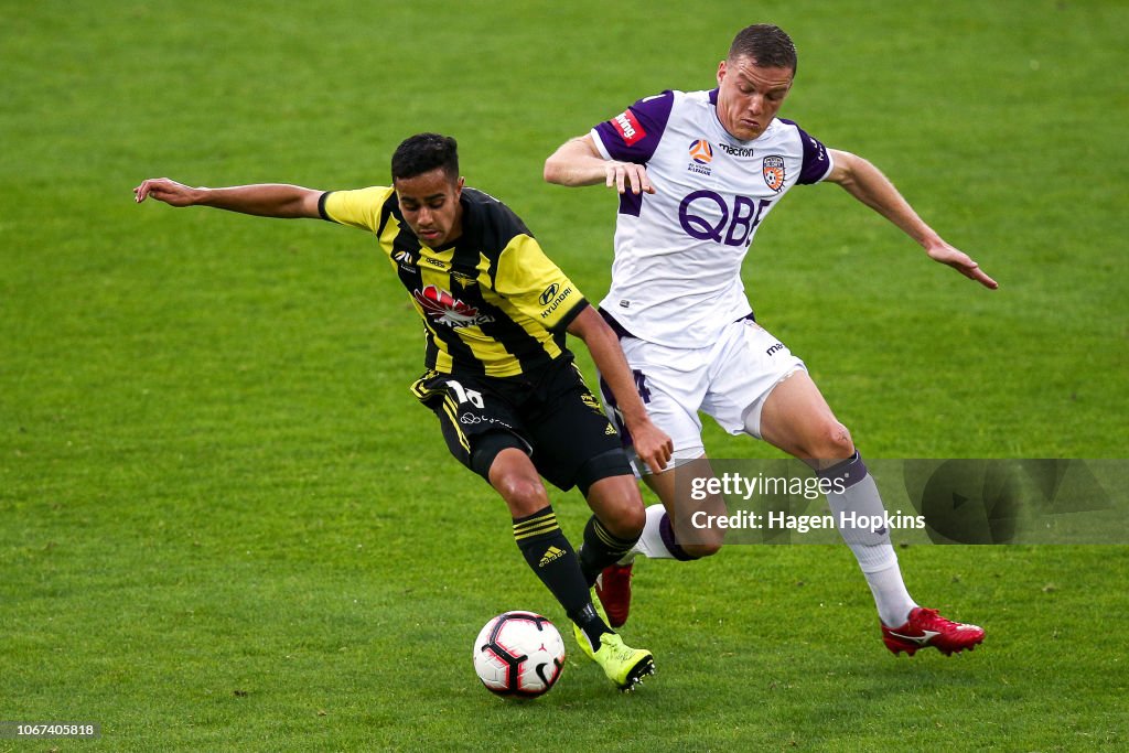 A-League Rd 6 - Wellington v Perth