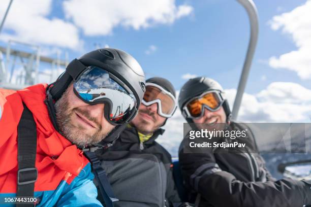 crew from the mountain - friends skiing stock pictures, royalty-free photos & images