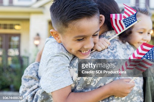 Children are excited to be reunited with army mom