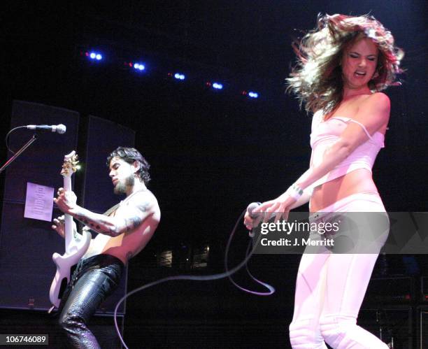 Dave Navarro and Juliette Lewis during Camp Freddy in Concert with Suicide Girls Sponsored by Indie 103.1 - Arrivals and Show at Avalon in Hollywood,...