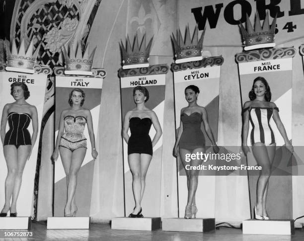 England, London Lyceum, Miss World 1954 Beauty Contest On 1954, October, 18Th