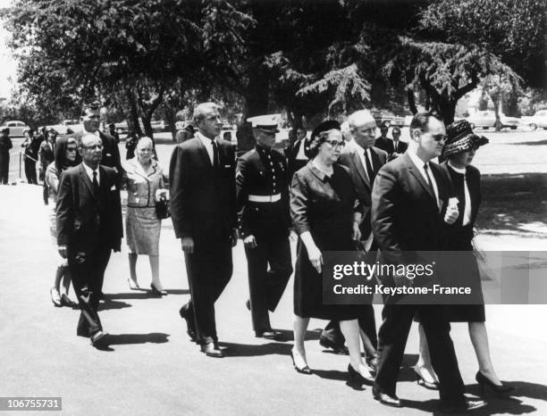 Hollywood, Marilyn Monroe S Funeral. August 1962