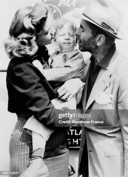 Humphrey Bogart And Lauren Bacall In Family