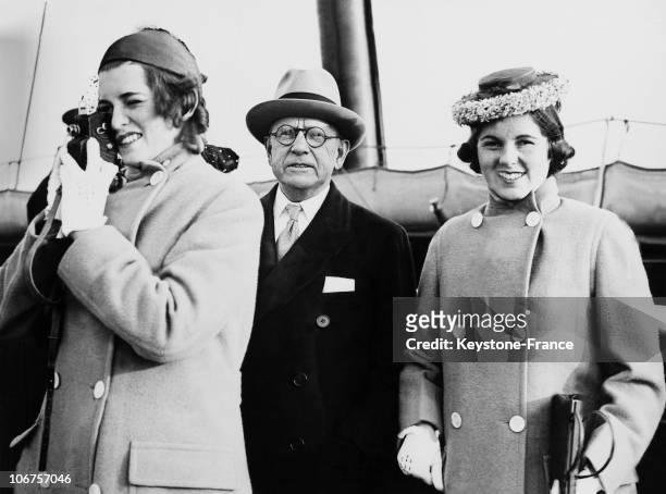 Rosemary And Eunice Kennedy With Edward Moore On Arrival At Plymouth In 1938