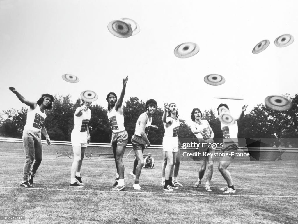 England, Frisbee Trend In 1966