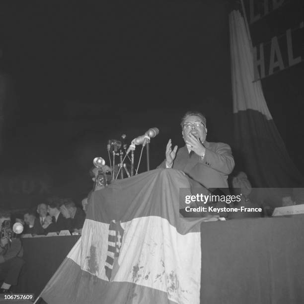 26 David Rousset Stock Photos, High-Res Pictures, and Images - Getty Images