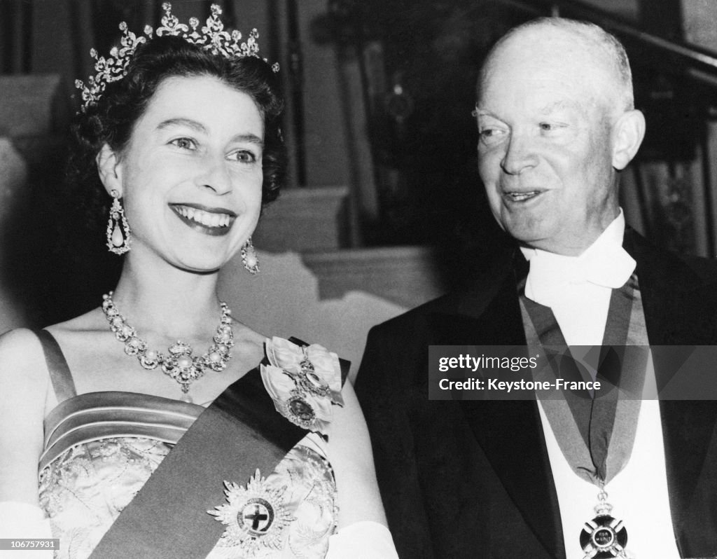 Washington Dc, White House, The Queen Elizabeth Ii And Us President Eisenhower In October 1957.