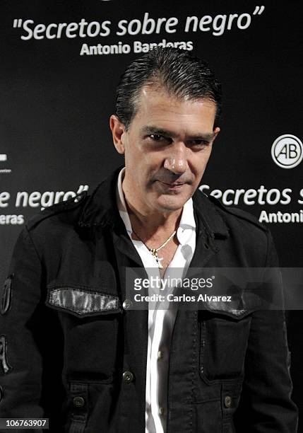 Actor Antonio Banderas launches his first photography exhibition 'Secretos Sobre Negro' at the Instituto Cervantes on November 11, 2010 in Madrid,...