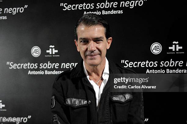 Actor Antonio Banderas launches his first photography exhibition 'Secretos Sobre Negro' at the Instituto Cervantes on November 11, 2010 in Madrid,...