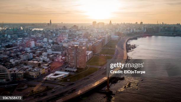aerial view, high angle view of montevideo's coastline, drone point of view, ciudad vieja neighbourhood, uruguay - montevideo stockfoto's en -beelden