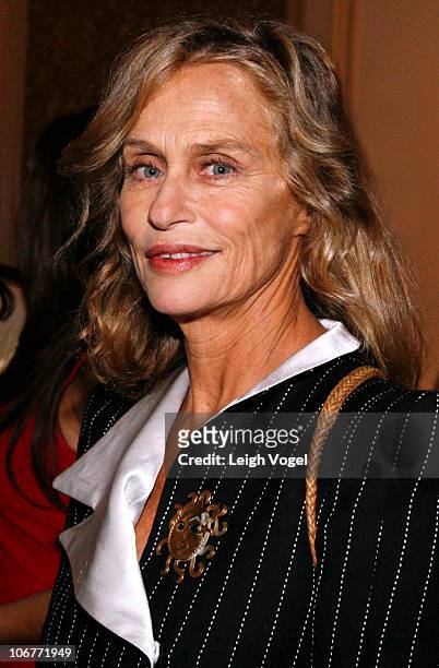 Lauren Hutton attends the Knock-Out Abuse Against Women 17th Annual Fundraiser at the Ritz-Carlton Hotel on November 11, 2010 in Washington, DC.