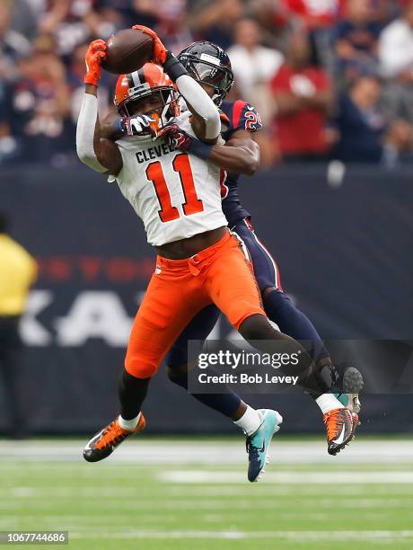 Antonio Callaway of the Cleveland Browns makes a catch in front of Andre Hal of the Houston Texans in the third quarter at NRG Stadium on December 2,...