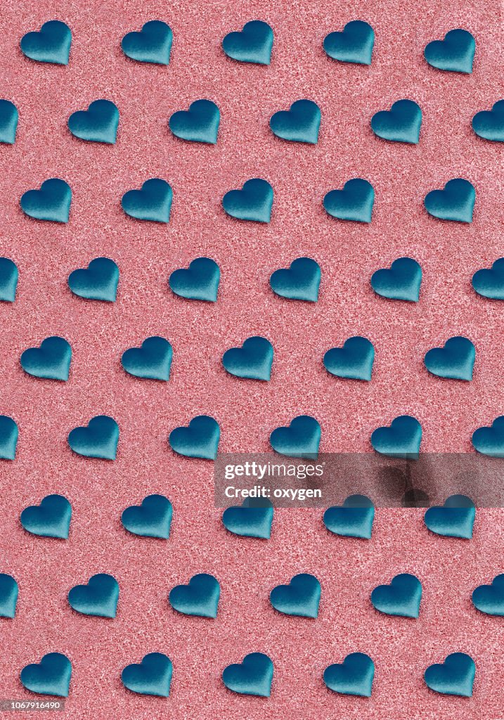 Isometric hearts seamless pattern set