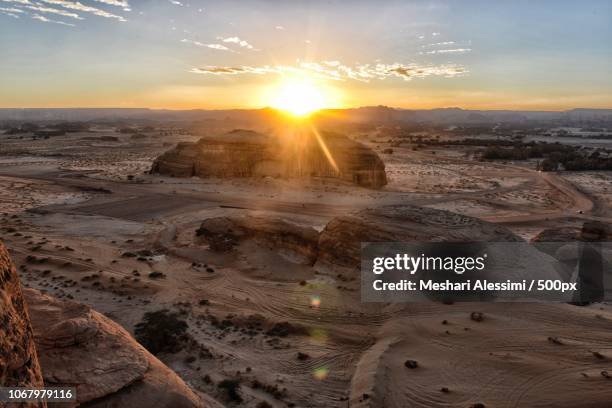 sunrise over desert - saudi arabia landscape stock pictures, royalty-free photos & images
