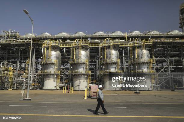 The Natural Gas Liquids facility operates in Saudi Aramco's Shaybah oilfield in the Rub' Al-Khali desert in Shaybah, Saudi Arabia on Tuesday, Oct. 2,...