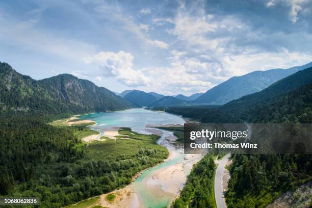 sylvenstein lake - landscape forest blue sky stock-fotos und bilder