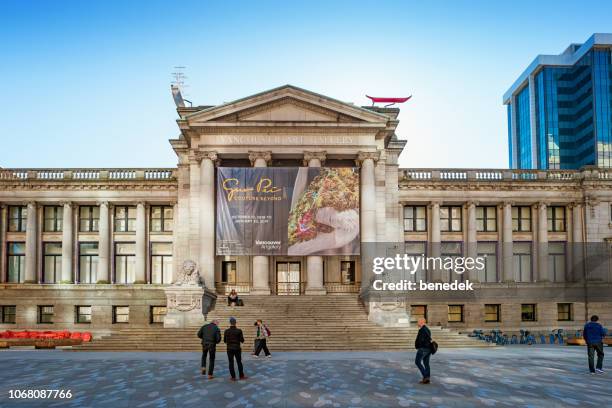 vancouver art gallery in downtown vancouver british columbia canada - vancouver art gallery stock pictures, royalty-free photos & images