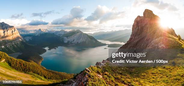 canmore, canada - calgary imagens e fotografias de stock