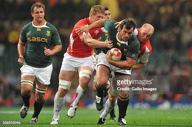 Bismarck du Plessis of South Africa on the run during the International match between Wales and South Africa at Millennium Stadium on November 13,...